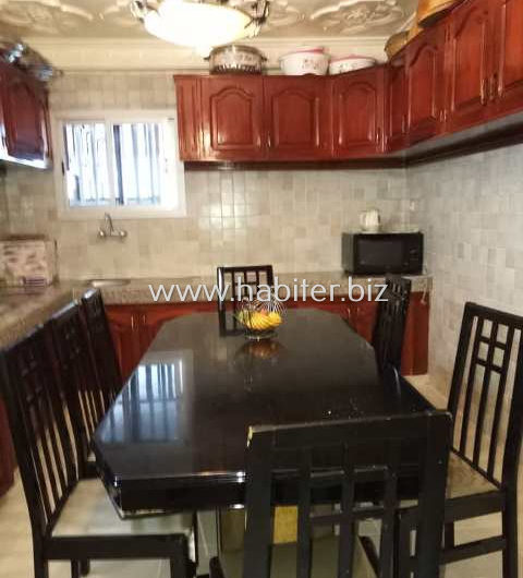 Villa R+1 à vendre au Point E