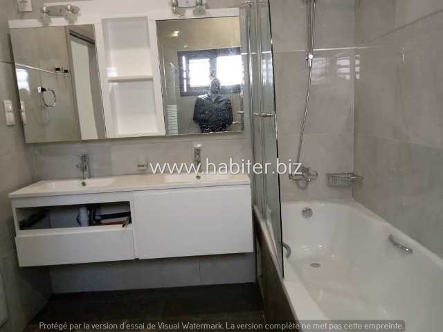 Villa R+2 à louer aux Mamelles