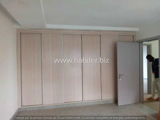 Villa R+2 à louer aux Mamelles