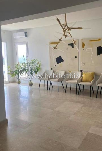 Appartement  de 311m2 à louer vide aux Almadies