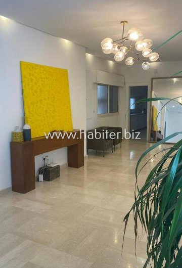 Appartement  de 311m2 à louer vide aux Almadies