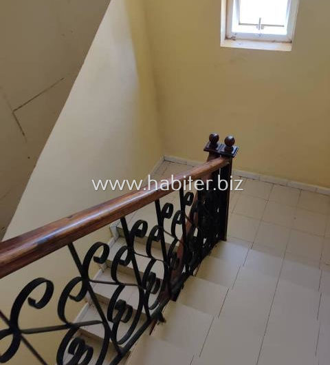 Immeuble R+2 à vendre à Hamo 4