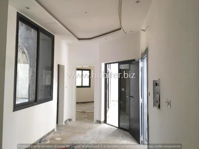 Immeuble R+4 neuf à vendre aux Mamelles