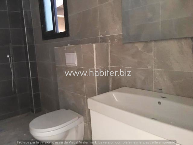 Immeuble R+4 neuf à vendre aux Mamelles