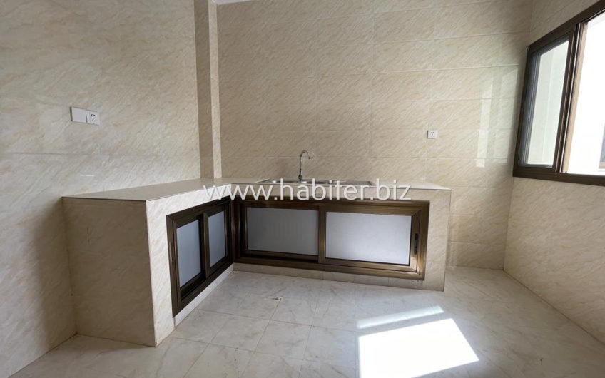 Appartement de 130m2 à louer à la citè keur gorgui
