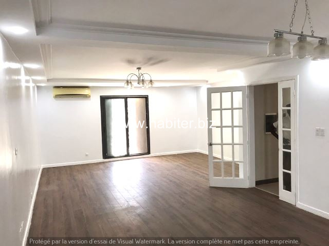 Villa R+3 à louer à la cité Cheikh Amar
