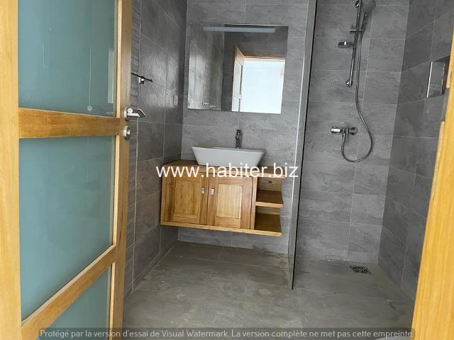 Appartements à louer au Point E