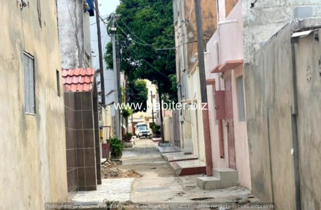 Villa  à démolir à vendre sicap karack