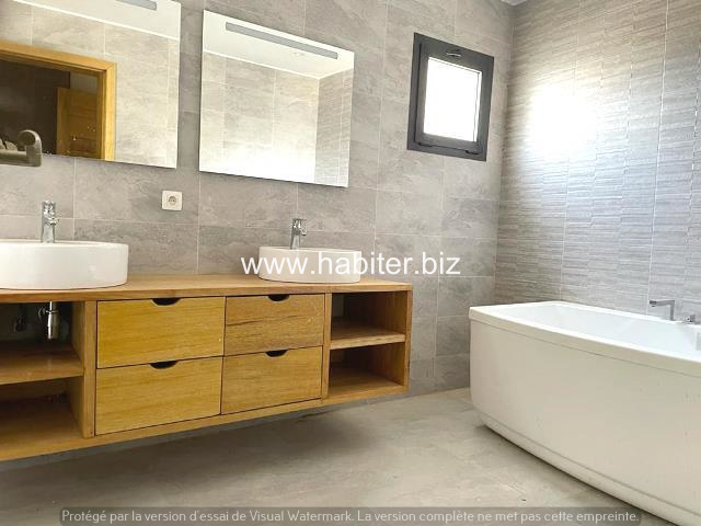 Appartements à louer au Point E