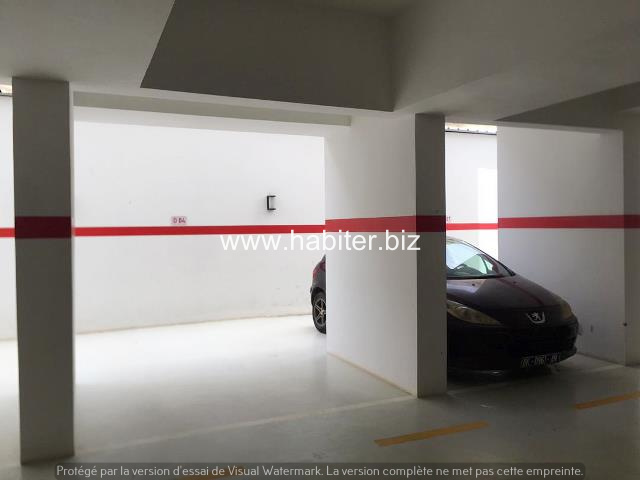 Appartement de 160m2 à vendre au point E