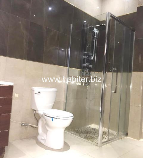 Villa R+3 à louer à la cité keur gorgui