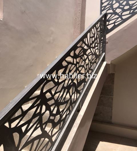 Villa R+3 à louer à la cité Cheikh Amar