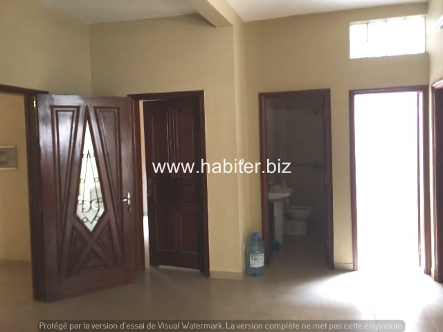 Appartement à louer à Ouakam