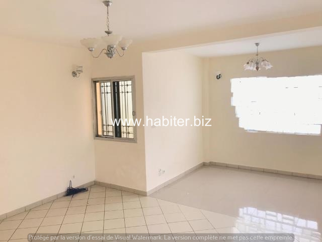 Villa R+2 à louer aux almadies
