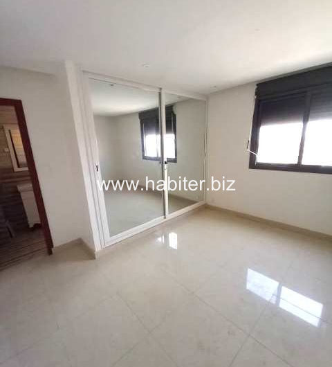 Appartement à louer à Libertè 6