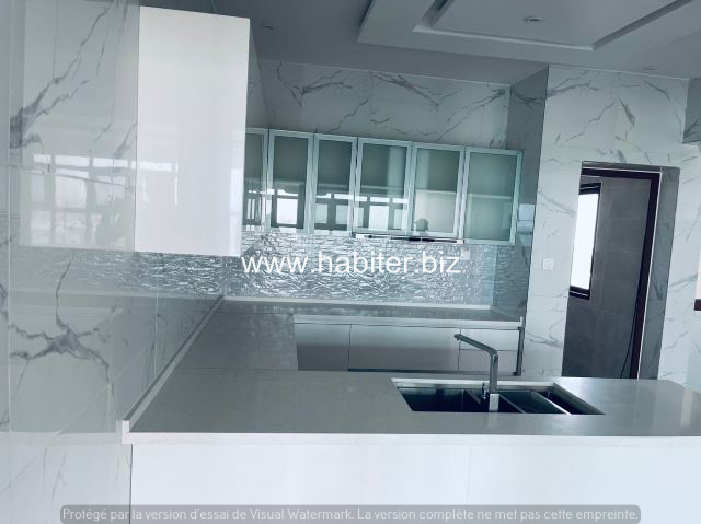 Penthouse de 341m2 à vendre aux Almadies