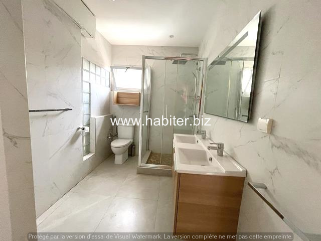 Appartement à louer à Mermoz