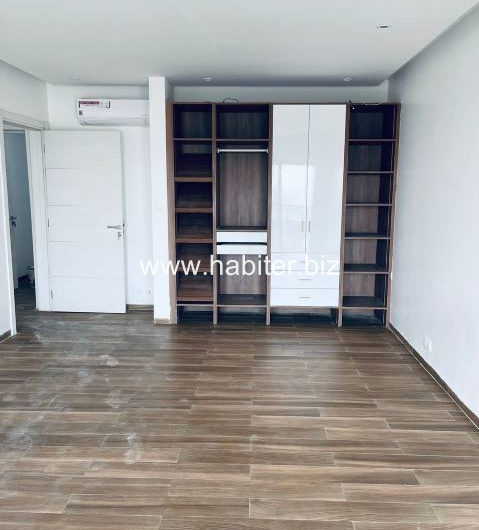Penthouse de 341m2 à vendre aux Almadies