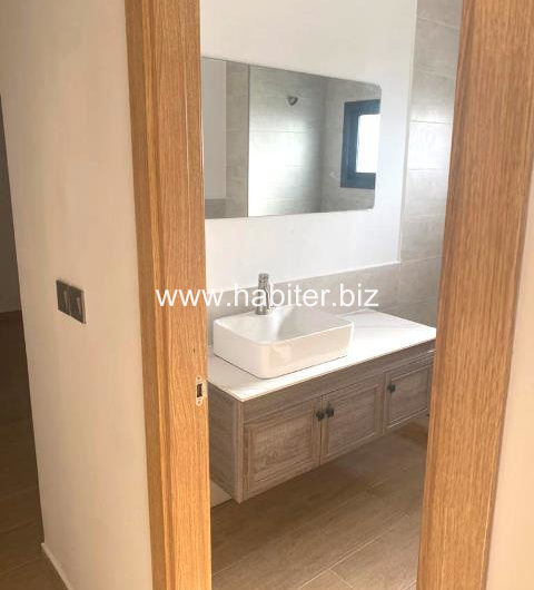 Appartement de 100m2 à vendre à la zone de captage