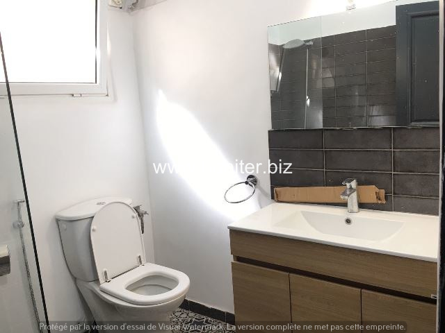 Villa R+1 à louer aux Almadies