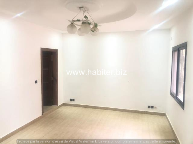 Appartement au rez de chaussée à louer à Ouest Foire