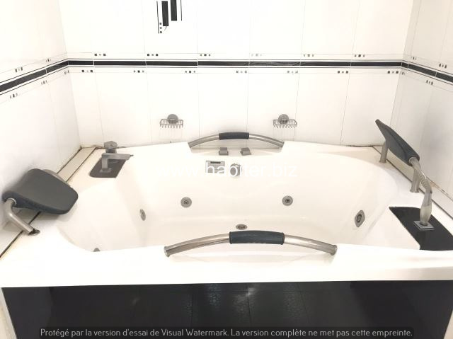 Villa R+2 à louer et à vendre aux Mamelles Mbackiou faye