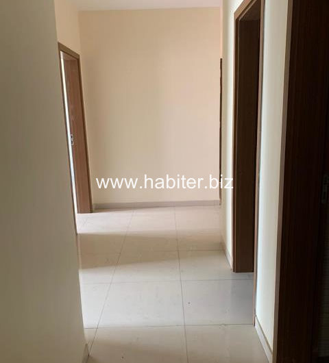 Appartement à louer au Point E