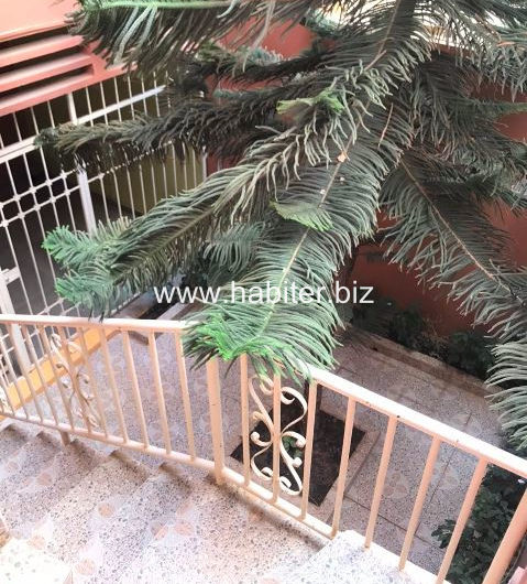 Villa R+2 à louer et à vendre aux Mamelles Mbackiou faye