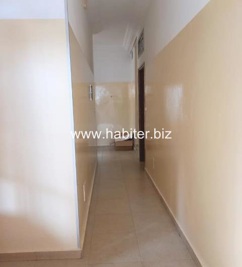 Villa R+1 de 230m2 à louer aux Maristes