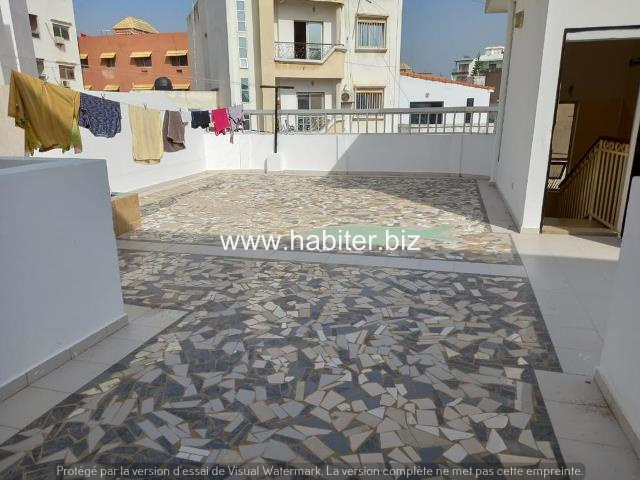 Villa R+1 de 230m2 à louer aux Maristes