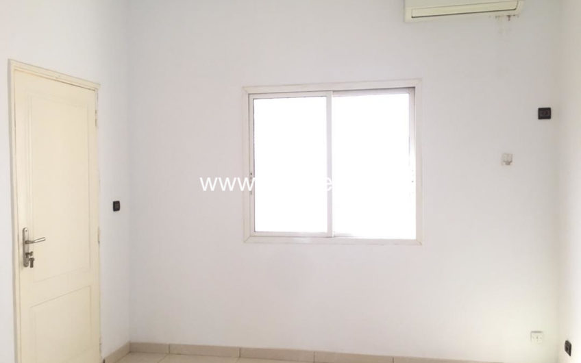 Appartement à louer au point E
