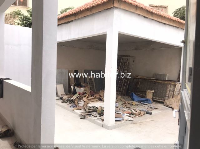 Villa R+1 de 400m2 à louer à Hann Bel Air