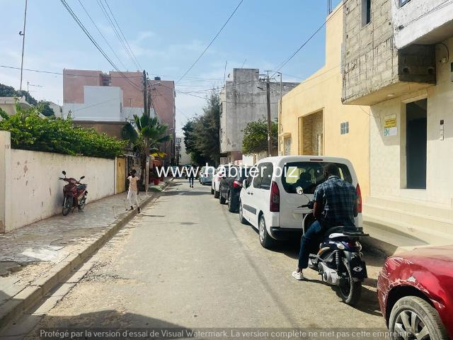 Villa Angle à démolir à vendre à la Sicap liberté 1