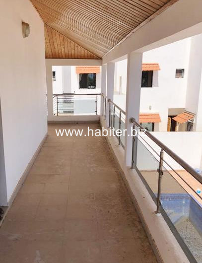 Villa R+2 à louer à Hann Marinas (cité Isra)
