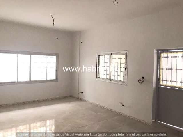 Villa R+1 de 400m2 à louer à Hann Bel Air