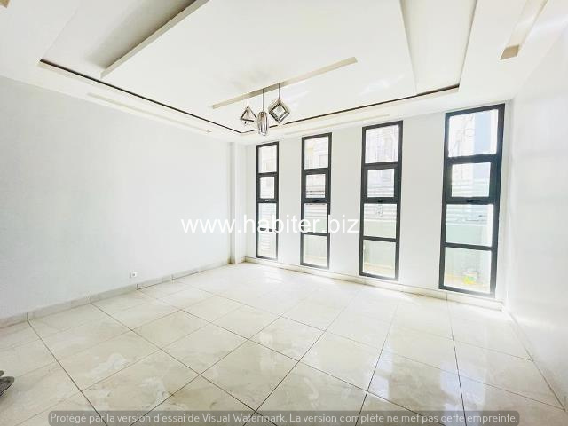 Appartements F2, F3, F4 à louer à Mermoz comico
