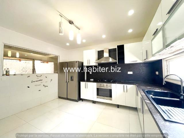 Penthouse de 408m2 à vendre aux Almadies