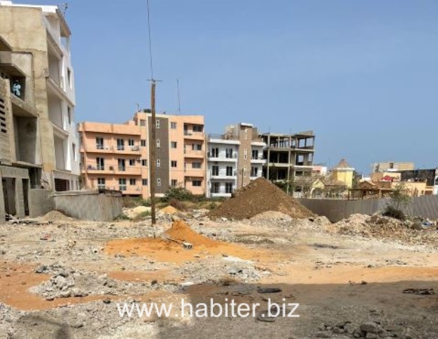 Terrain viabilisé à vendre à Ngor Almadies