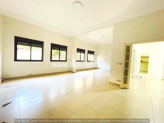 Appartement à louer à Mermoz au RDC