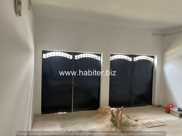 Villa R+1 à louer ou à vendre à Ngor-Almadies