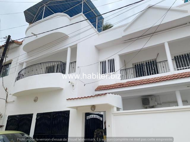 Villa R+1 à louer ou à vendre à Ngor-Almadies