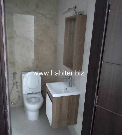 Appartement à louer au Point E
