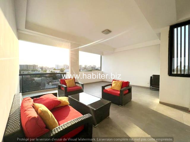Magnifique Appartement meublé à louer à la Sicap Baobab
