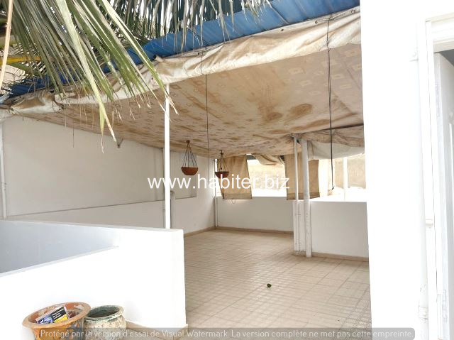 Villa R+1 à louer ou à vendre à Ngor-Almadies