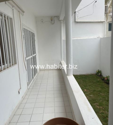 Villa R+1 à louer ou à vendre à Ngor-Almadies