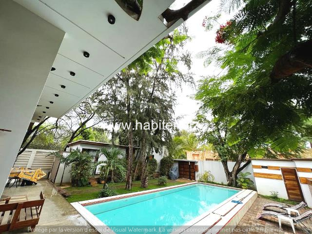 Magnifique Villa meublée à vendre à Ngaparou-Saly