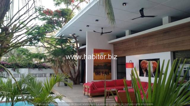 Magnifique Villa meublée à vendre à Ngaparou-Saly