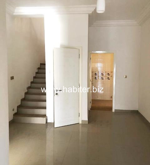 Duplex à louer aux Mamelles cité Cheikh Amar