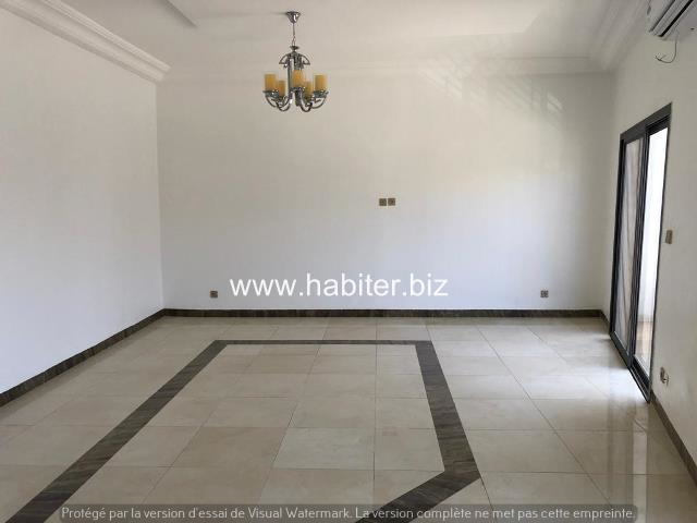 Appartement  à louer aux Mamelles cité Cheikh Amar