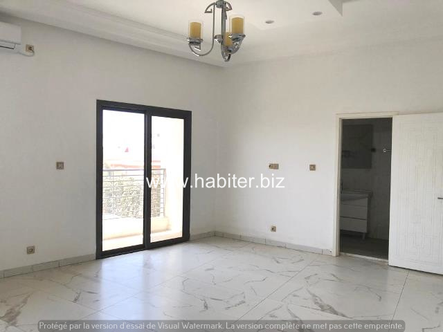 Appartement  à louer aux Mamelles cité Cheikh Amar